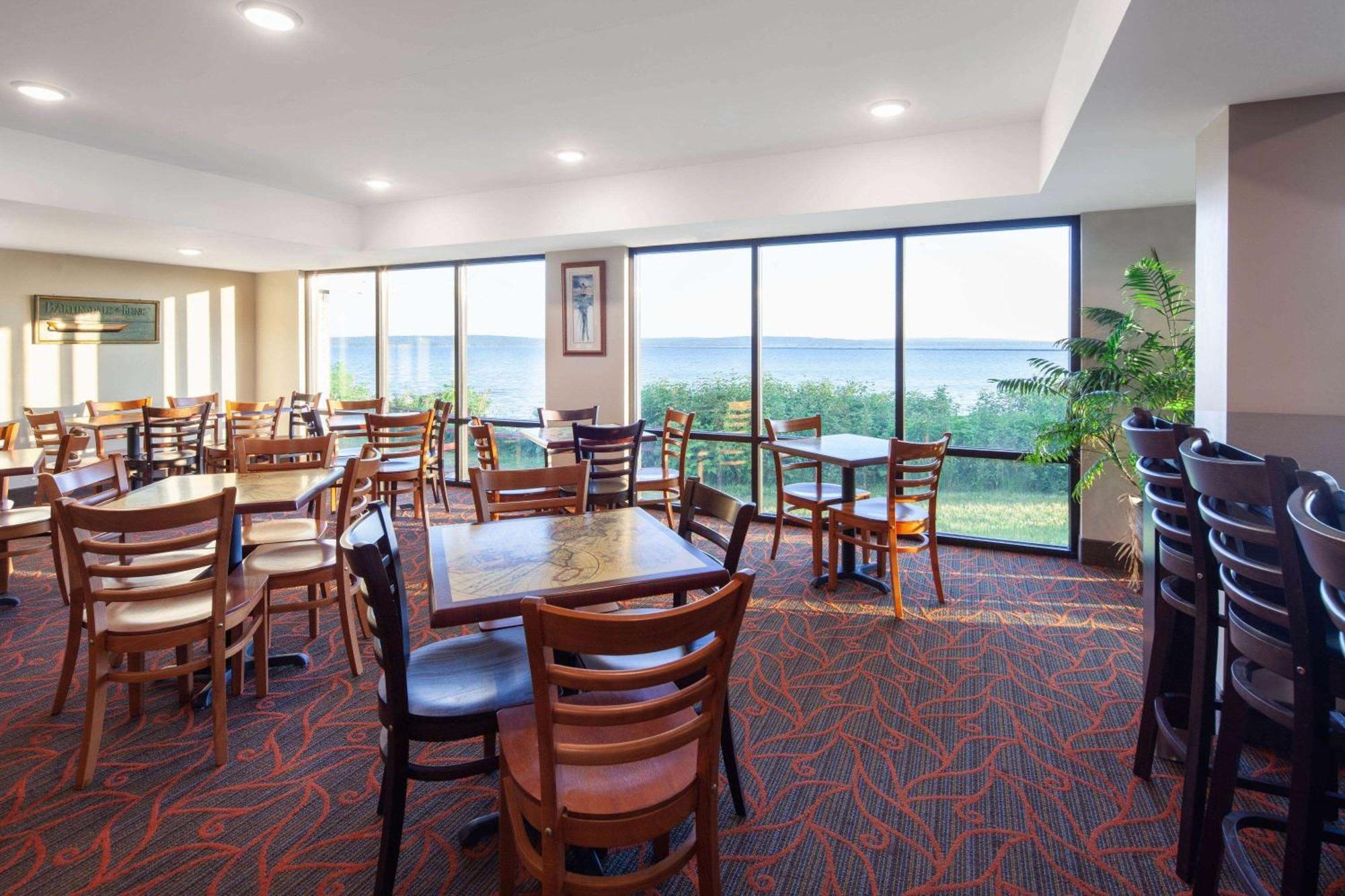 Americinn By Wyndham Ashland Extérieur photo